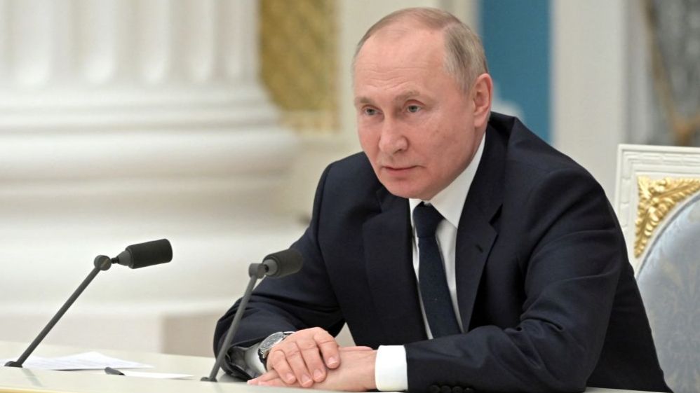 How Putin Has Kept the Rich on His Side during the Russia-Ukraine War