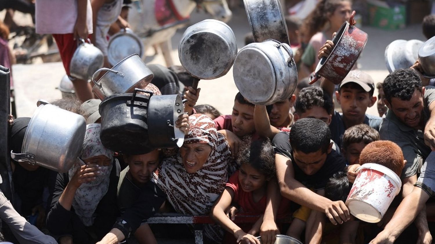 Winter Turns Deadly in Gaza as Displaced Families Struggle to Survive the Cold