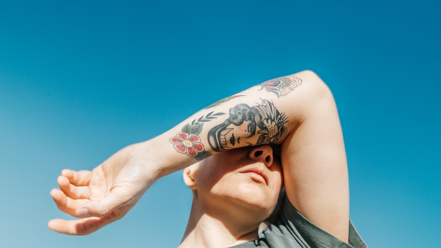 Tattoo-Linked Eye Inflammation Raises Concerns as 40 Cases Reported in Australia
