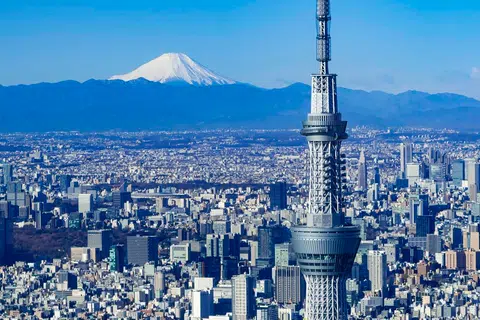 Tokyo Skytree Deck Closed After Lift Traps 20 Visitors for Over Five Hours